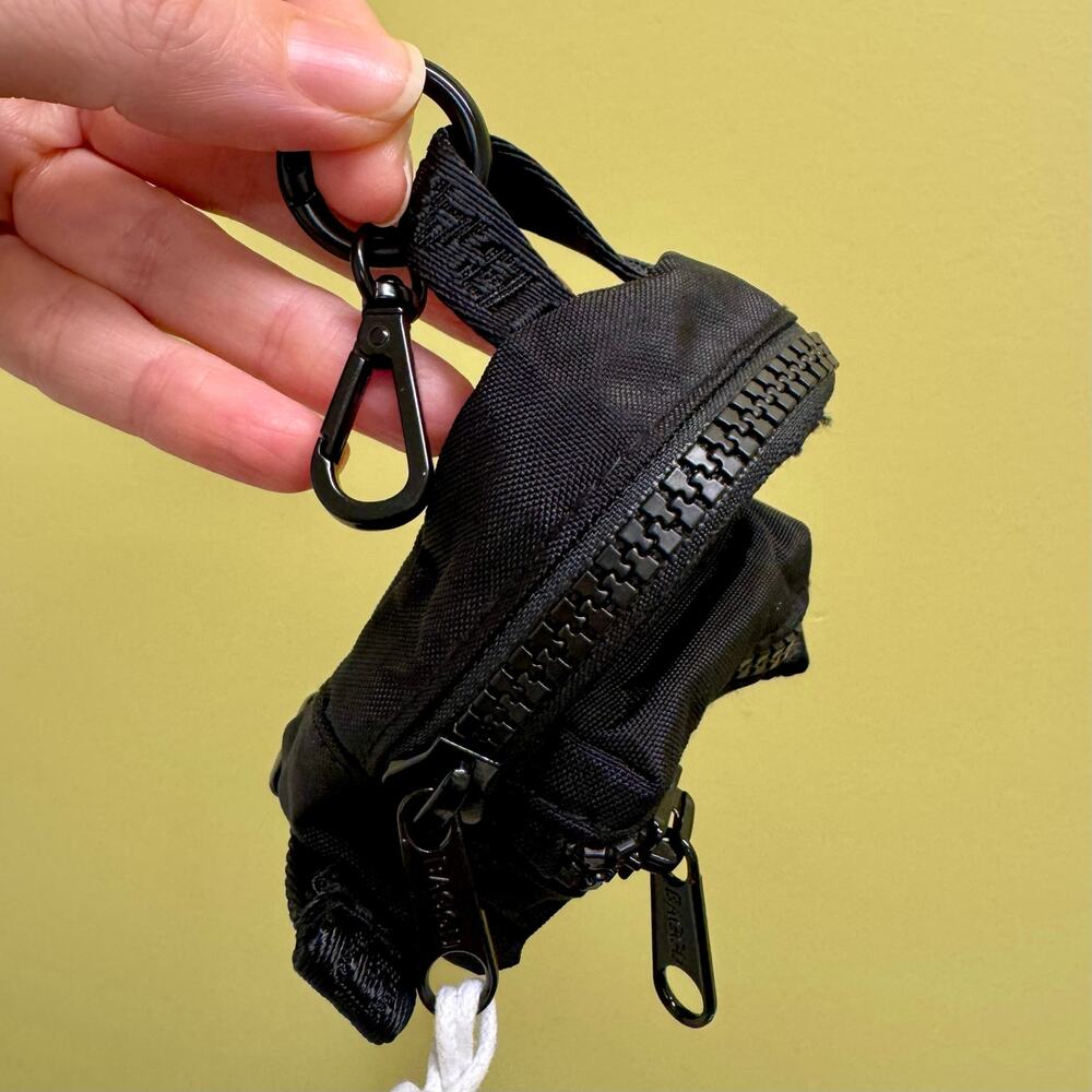 BAGGU Mini Backpack Bag Charm Purse Clip Black NEW - Picture 7 of 8